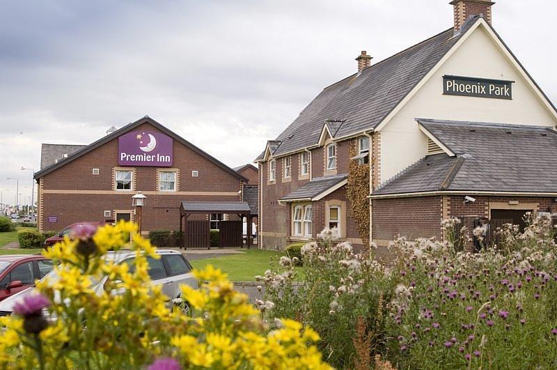 Premier Inn Glasgow Airport Paisley Exterior photo